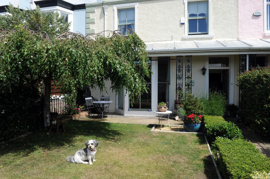 Riverview Guest House 시포스 외부 사진